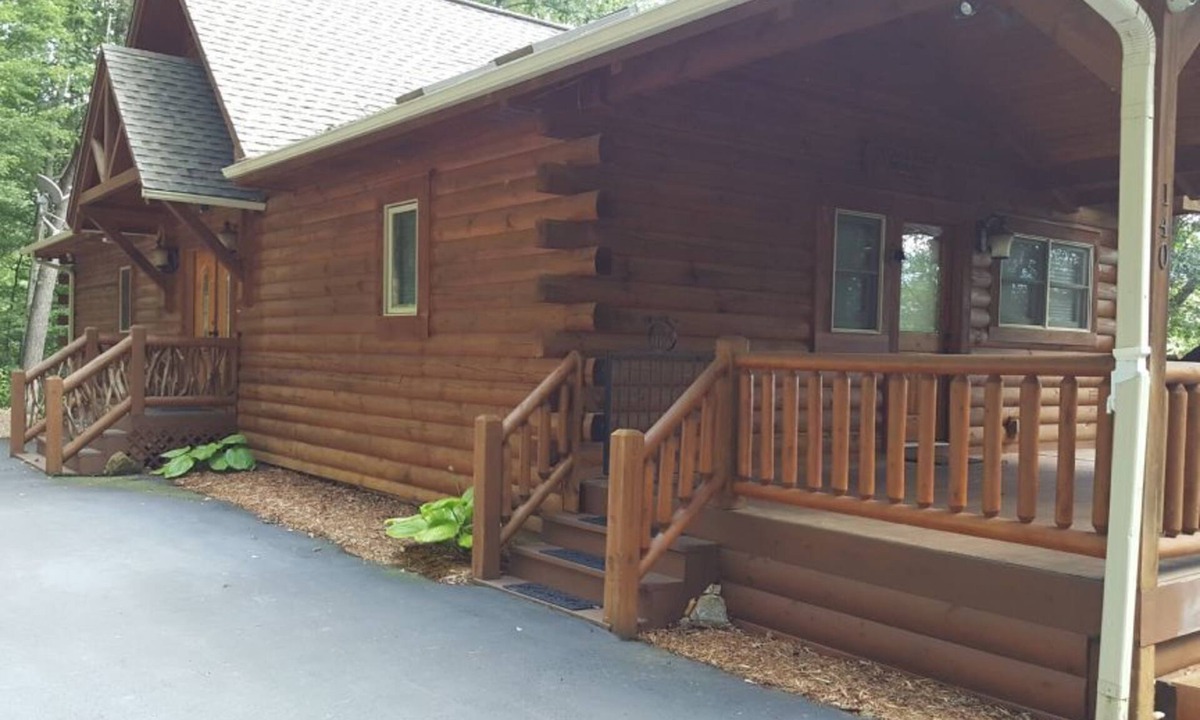 Waynesville Cabin | Trail Ridge View - 2 BR, 2 BA, Log Home, Stunning Views, Gas Fireplace