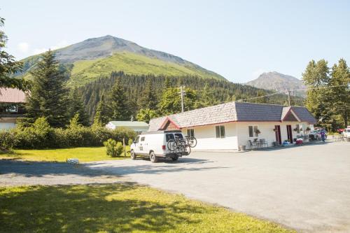 Seward Hotel | Trailhead Lodging