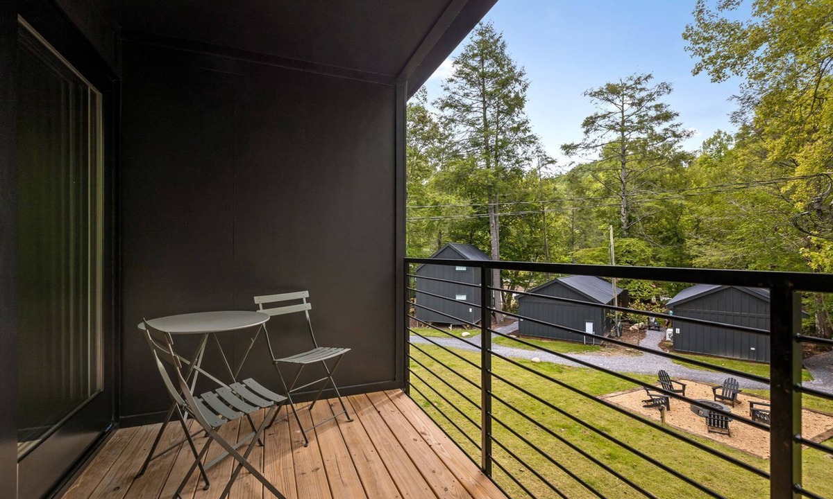 Rocky Grove House | Tranquil Retreats to Cosby, Tennessee in this Fully-Equipped Suite Rental with Private Bathroom