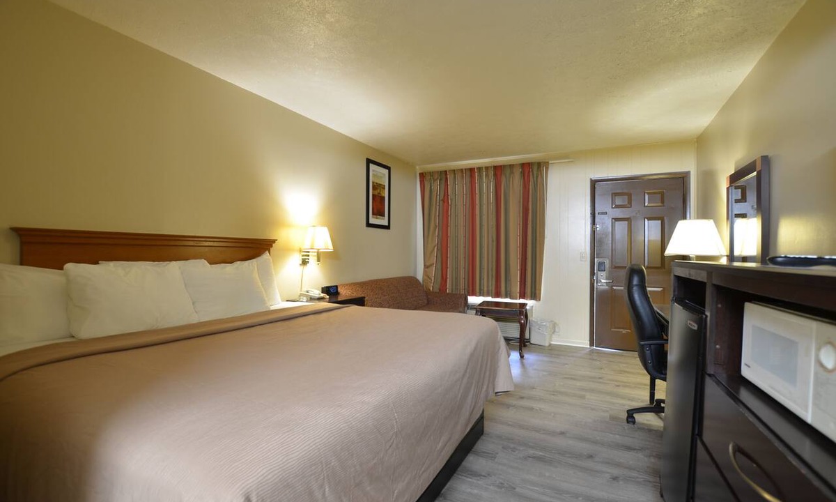 Maggie Valley Hotel | Travelowe's Motel