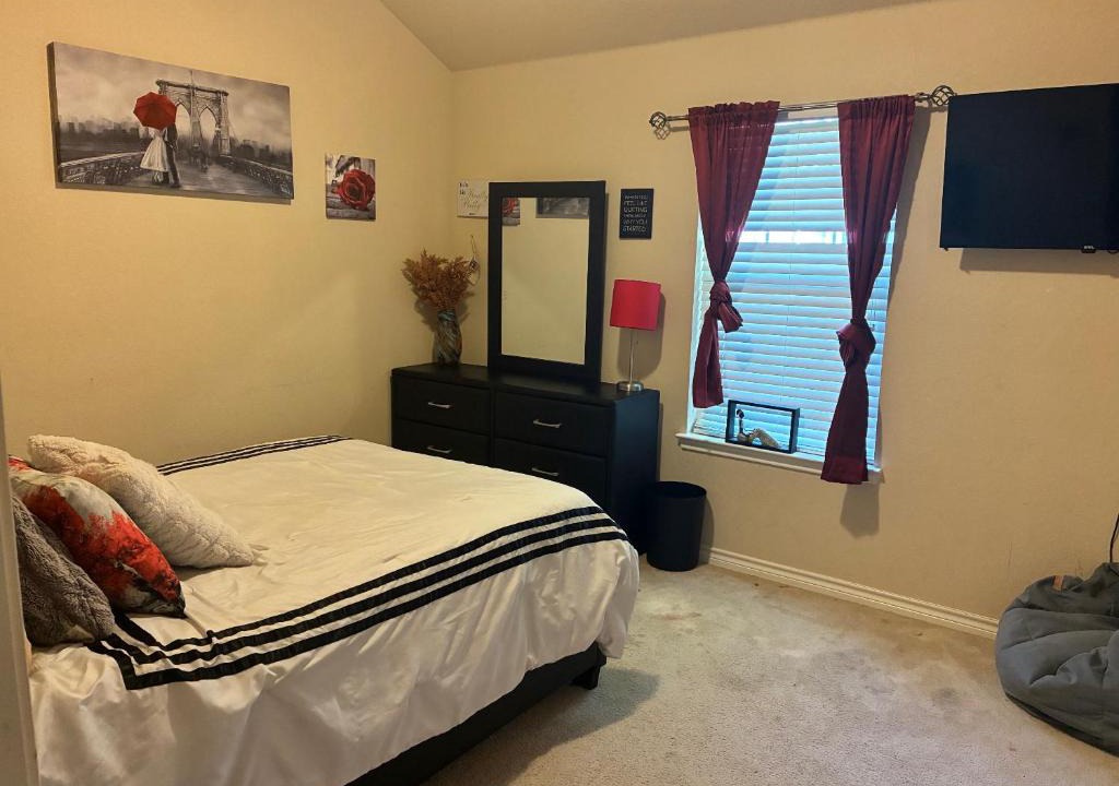 Lancaster House | Trunks up! Spacious home ready for a fun time!