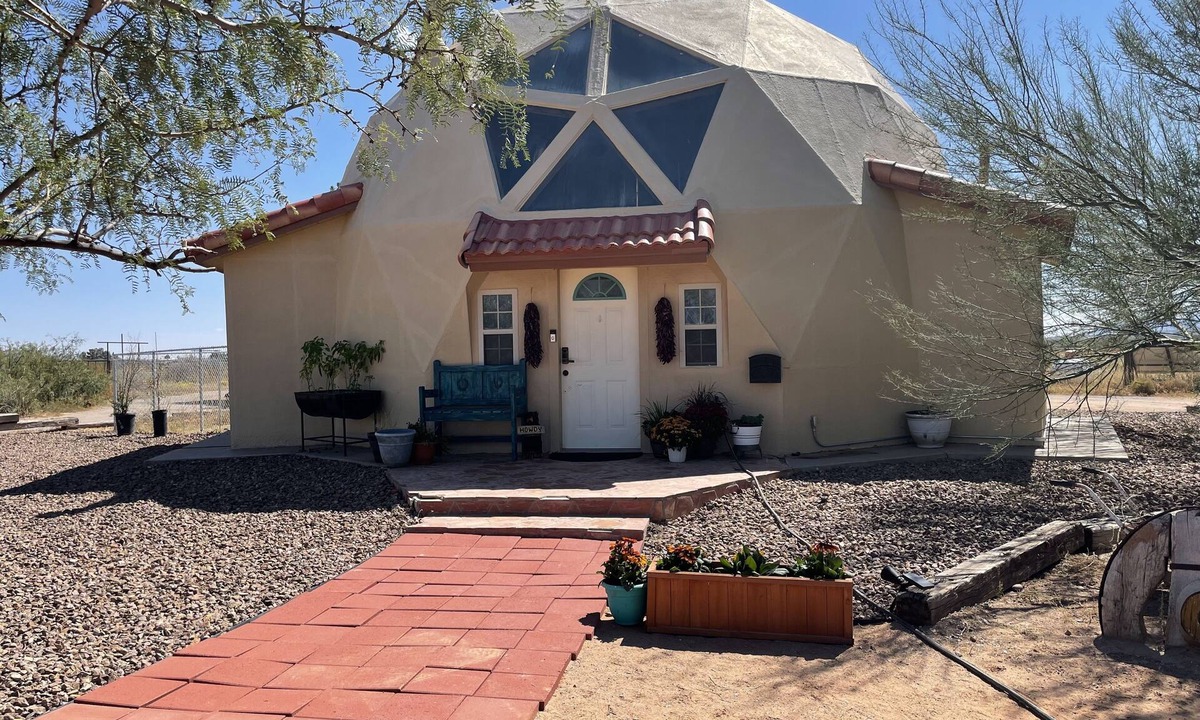 Chaparral House | Unique Desert Dome - Stargazing, Mountain Views & Farm Vibe!