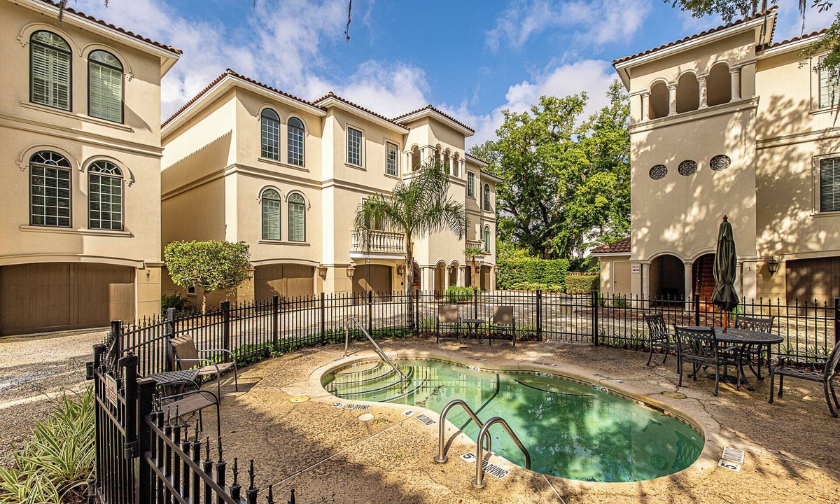 King City Condo | Unique Villa in the Pier Village! Perfect for FLETC and extended stays!