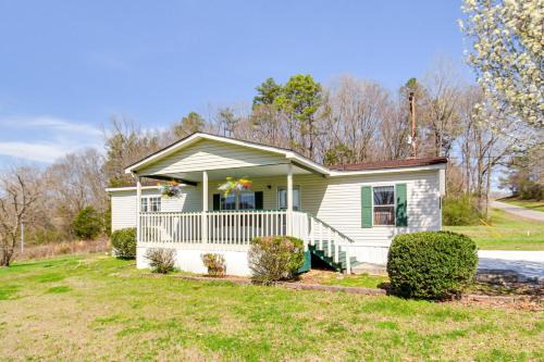 Bridgeport House | 'Valley View Lodge' Rural Home in Bridgeport!
