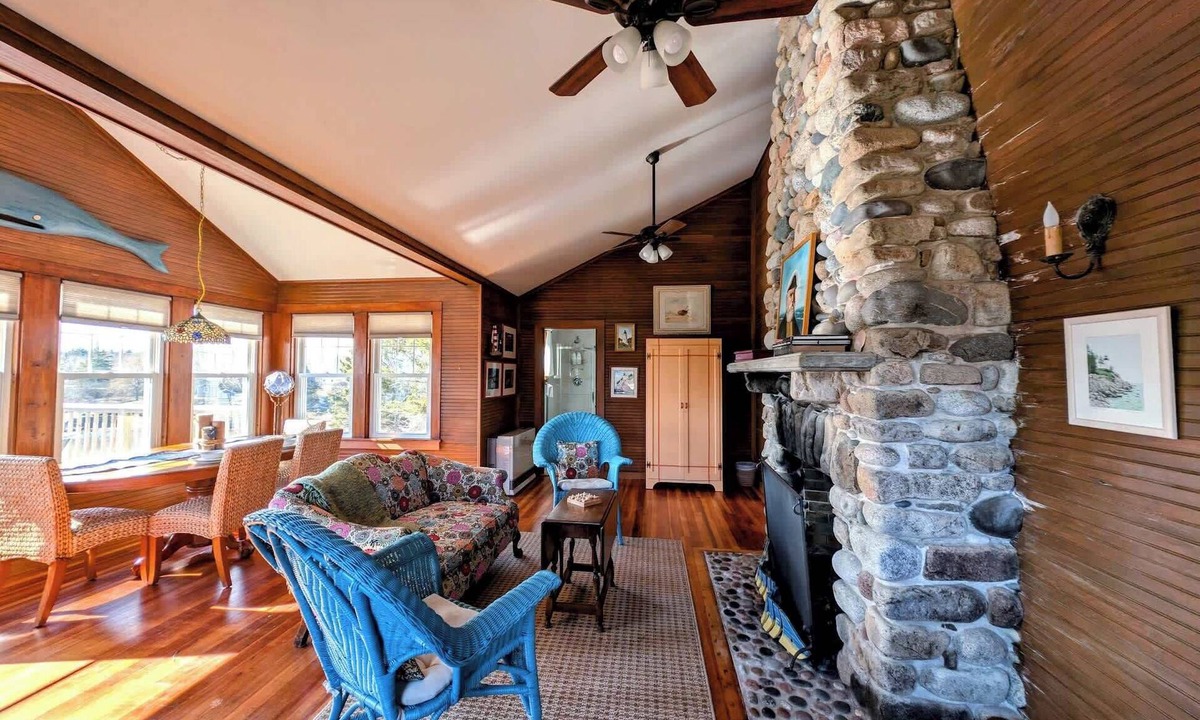 Prospect Harbor House | Waterfront Sea Cottage w/Fire Pit, 1 dog, watertoys