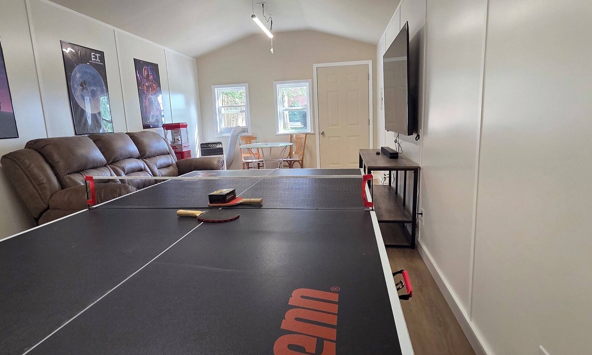 Madison House | Welcome to a cozy, family-friendly home in Madison, AL!