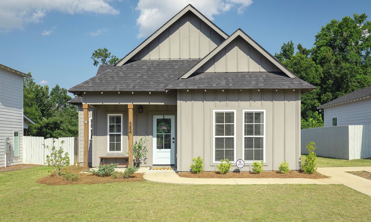 Auburn Cottage | Welcome to Gray Cottage at Auburn!