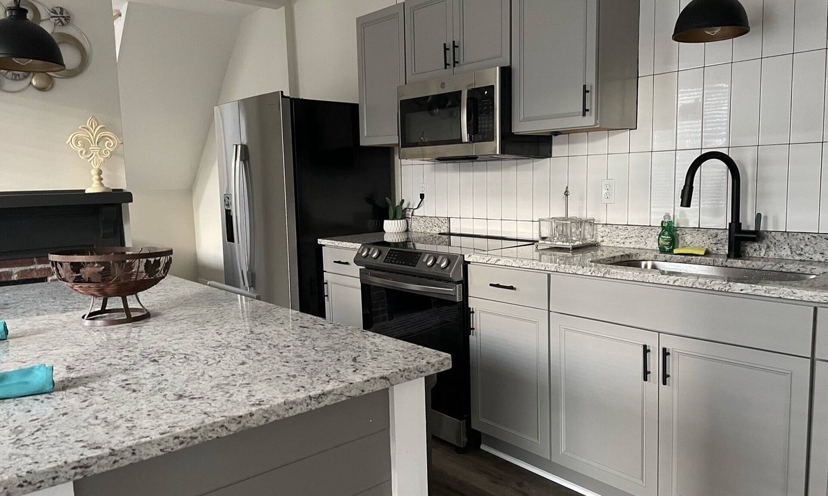 Covington House | Welcome to our beautiful home in the historic town of Porterdale.