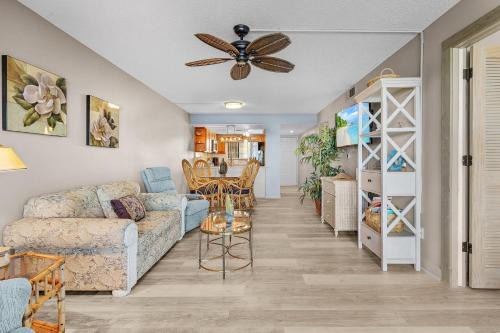 South Island Apartment | Winward Point Unit 211 condo