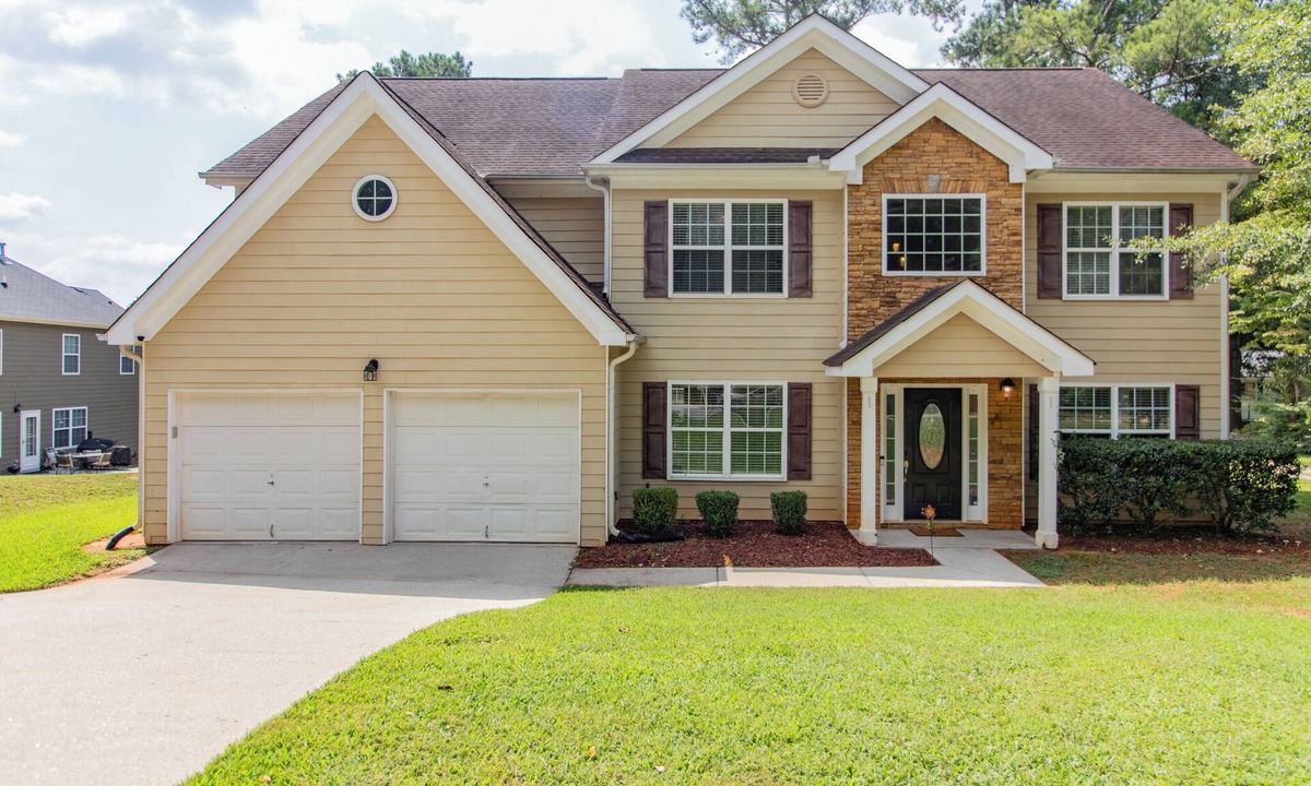 Douglasville House | Your Corporate/Group/Family Home- Metro Atlanta
