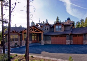 56640 Sunstone Loop | 4 BR / 4.5 BA, Sleeps 10 in Bend