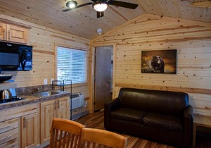 Idyllwild Camping Resort Cottage in Idyllwild