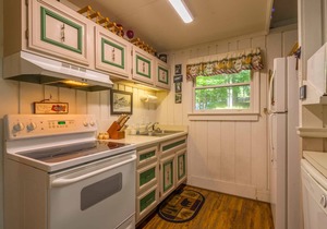 Peaceful Chalet Close to Skiing in Beech Mountain