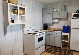 Waterfront Adults Only Private Cabin Sleep 4 in Mar