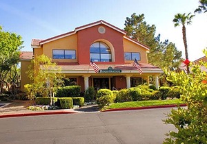 Westgate Flamingo Bay Resort in Spring Valley