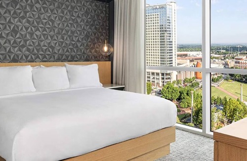 Atlanta University Center Resort | 1 Bedroom Deluxe at Wyndham Atlanta - In the Heart of Downtown!