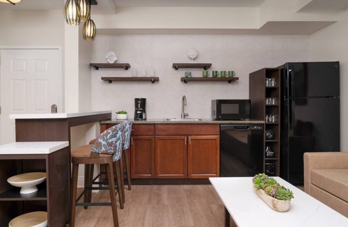 Enterprise Resort | 1-bedroom resort in serene Las Vegas with fitness room