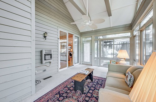 Lake Toxaway House | < 1 Mi to Marina: ‘Ford Mountain Retreat’ w/Deck