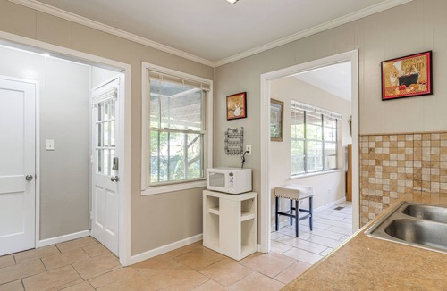Warner Robins House | 1 Mi to Robins AFB: Family-Friendly Home!