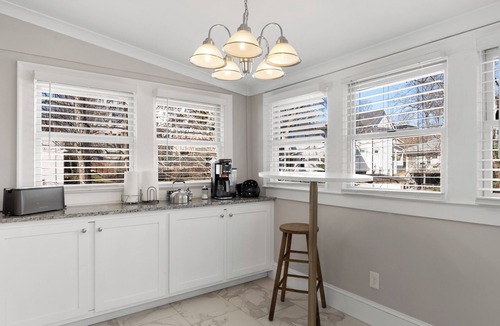 Old Fourth Ward House | 10 Min to Mercedes-Benz Stadium, Walk to Ponce City Market