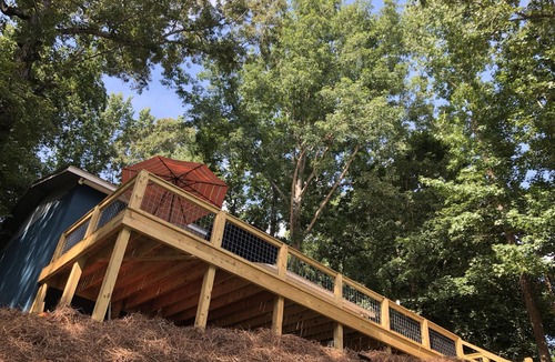 Dadeville House | 100+ feet of lake front and breath taking views!