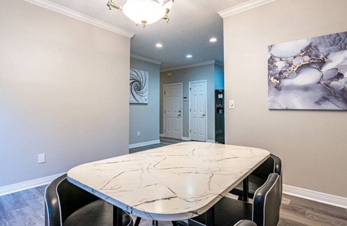 Huntsville House | 11227 Suncrest MTR 21 Days · "Stone Haven" 5 BDRM / Fiber Wifi / Spacious Home