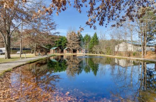Waynesville House | 13 Mi to Slopes! Group-Friendly Blue Ridge Retreat
