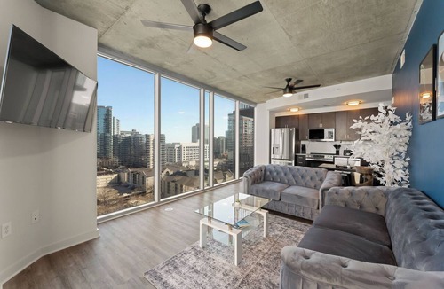 Midtown Condo | 19th Floor Midtown Sky Suite | Free Parking | Gym