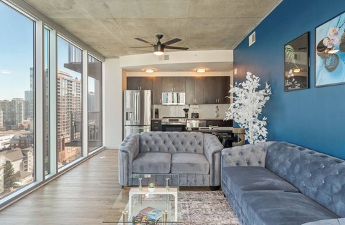 Midtown Condo | 19th Floor Midtown Sky Suite | Free Parking | Gym