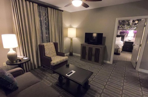 Las Vegas Resort | 1Bed/1Bath Family Friendly Vegas Resort One Mile from the Strip!