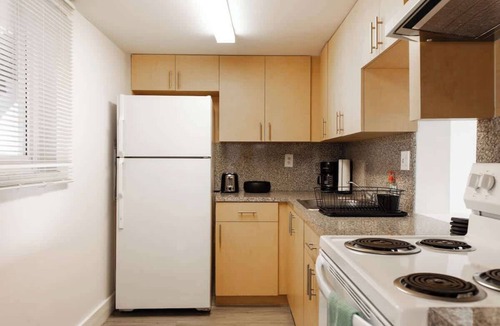 Eastern Shores Apartment | 1BR with Kitchen Eastern Shores near Sunny Isles