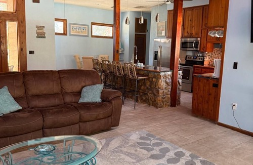 Port Richey House | 1mile from gulf with pool and 3 acre lake on 16 acre hidden paradise