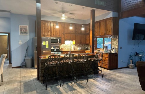 Port Richey House | 1mile from gulf with pool and 3 acre lake on 16 acre hidden paradise
