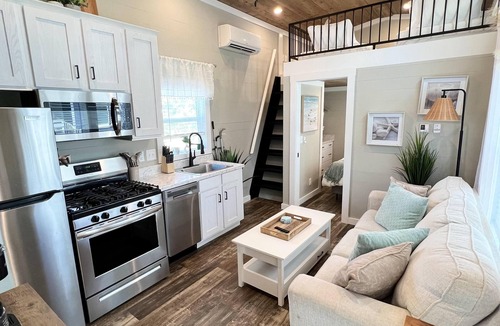 Baker County Cabin | 2 Bed/1 Bath w/Loft - Pet Friendly, Sleeps 6 - 2 Bed/1 Bath w/Loft - Pet Friendly, Sleeps 6