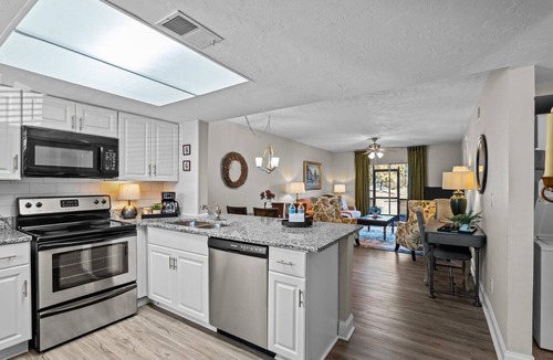 Augusta Condo | 2 bedroom, 2 bathroom updated condo with private patio. Centrally located in Augusta, GA