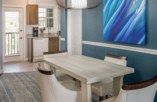 Historic Hill Condo | 2 Bedroom Condo at Newport, RI, Onshore Resort!