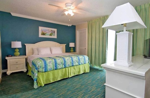 West Panama City Beach Hotel | 2 Bedroom Landmark Holiday Beach Resort - Panama City Beach - Spacious & Family Friendly