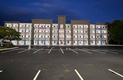 West Columbia Apartment | 2 Full Beds|Smoking, Kitchen