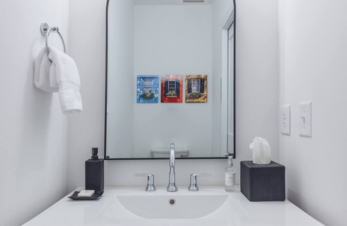 Wesley Heights Condo | 2 King BR suites. Executive level boutique luxury.