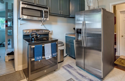 Atlanta House | 2 Mi to Int’l Soccer Play! Ideal ATL Home Base