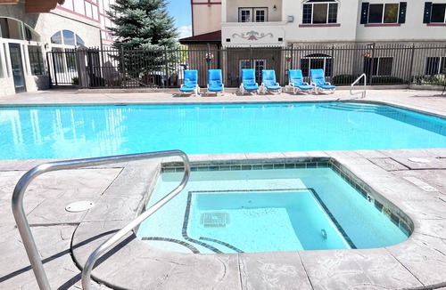 Zermatt Condo | 2070 | Newly Remodeled Double Queen Suite Near Park City