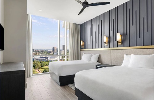 Luckie-Marietta District Resort | 2Bed/2Bath Gorgeous New Resort in Downtown Atlanta!