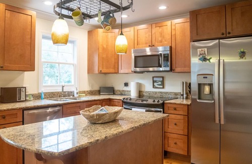 Biloxi Condo | 2BR/2.5BA in the PERFECT location in Ocean Springs! Downtown Sanctuary