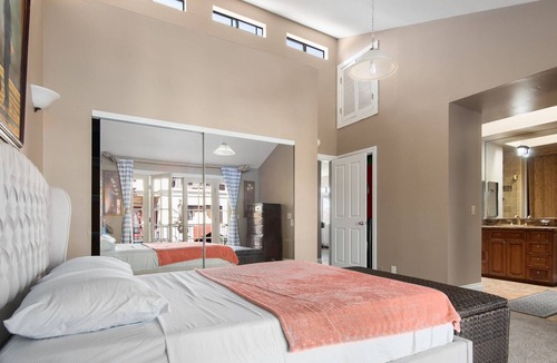 Beach Barber Tract House | 3 Bed La Jolla Beach House with Pool