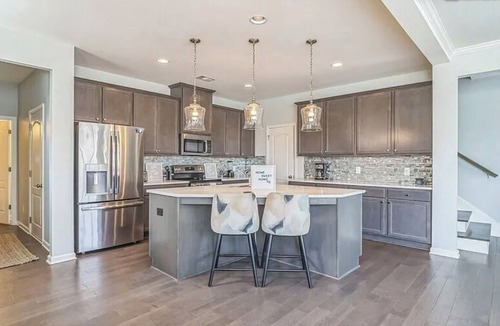 Fairburn House | 3-bedroom Modern Townhome just outside Atlanta