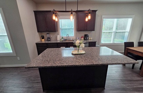 Pickwood House | 3-bedroom townhome 1.5 miles from Toomer's Corner/Auburn University