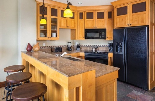 Park City Resort | 30% off Instant Booking Waldorf Gondola 3BR/3BA Fri 3/22/2024 - Sat 3/30/2024
