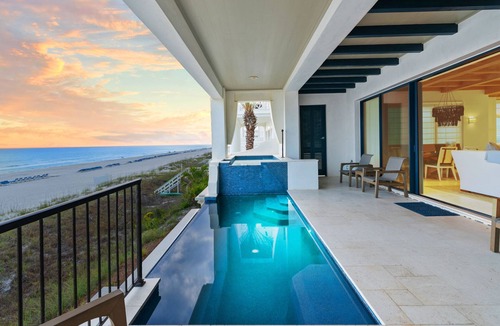 Sunnyside House | 328 Beachside Drive - Gulf-Front Estate, Infinity Pool, Private Walkover