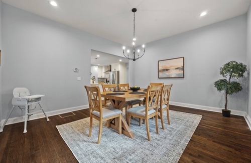 Westview House | 3BR Atlanta Retreat Near Benz Stadium