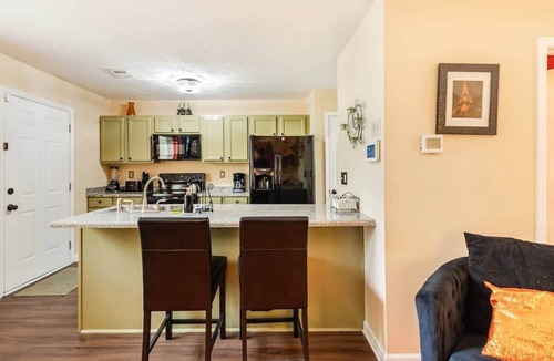 Decatur House | 3BR Decatur Townhouse: Near Downtown, Pet-Friendly